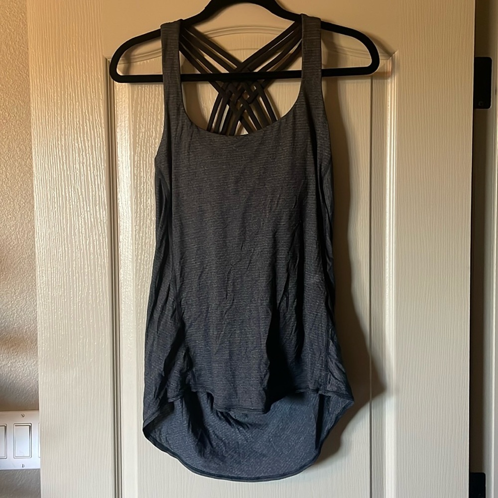 Lululemon tank top